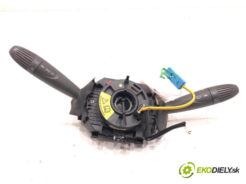 FIAT PANDA (169_) 2003 - 2022    1.1 (169.AXA1A) 40 kW [54 KM] benzyna 2003 - 2022  Prepínač kombinovaný 735360978 (Prepínače, spínače, tlačidlá a ovládače kúrenia)