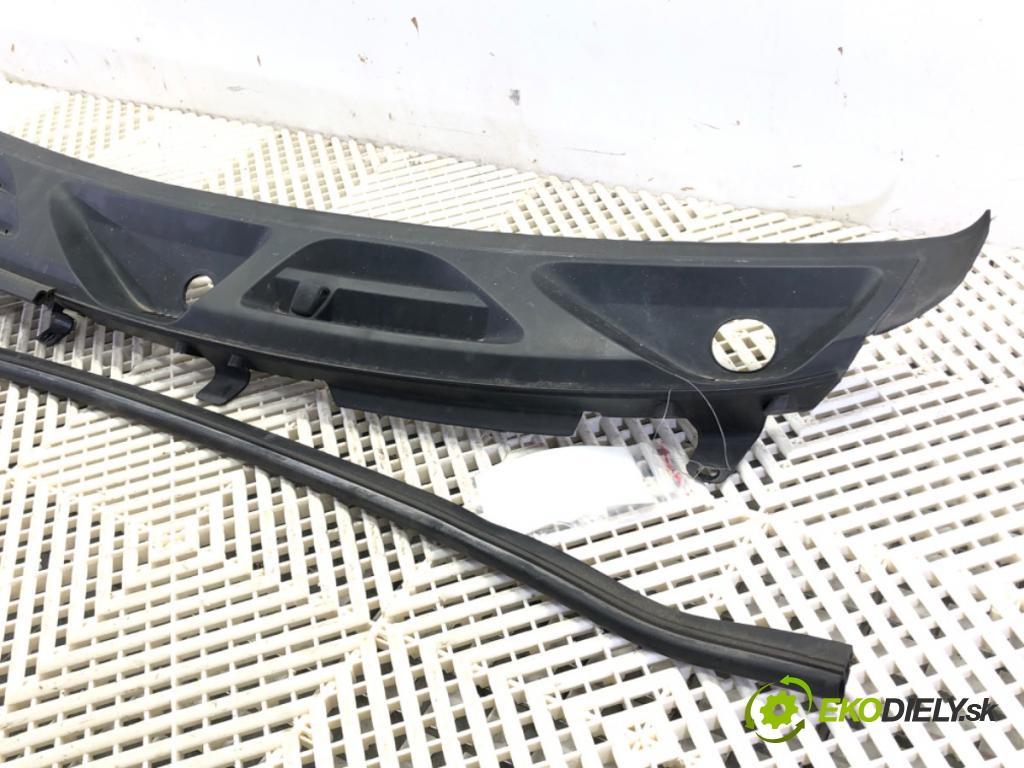 FIAT PANDA (169_) 2003 - 2022    1.1 (169.AXA1A) 40 kW [54 KM] benzyna 2003 - 2022  Torpédo, plast pod čelné okno 735340441 (Torpéda)