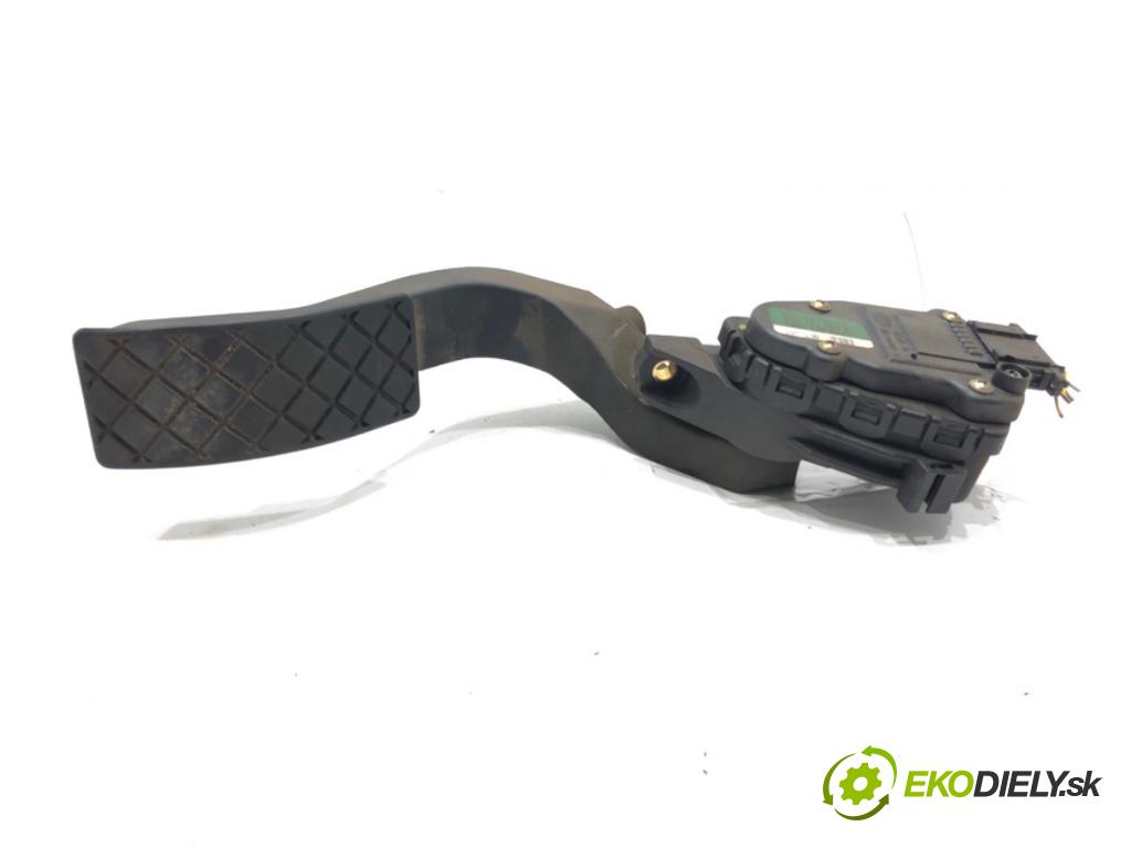 AUDI A4 B5 (8D2) 1994 - 2001    1.8 92 kW [125 KM] benzyna 1994 - 2000  Potenciometer plynu 8D1721523A (Pedále)