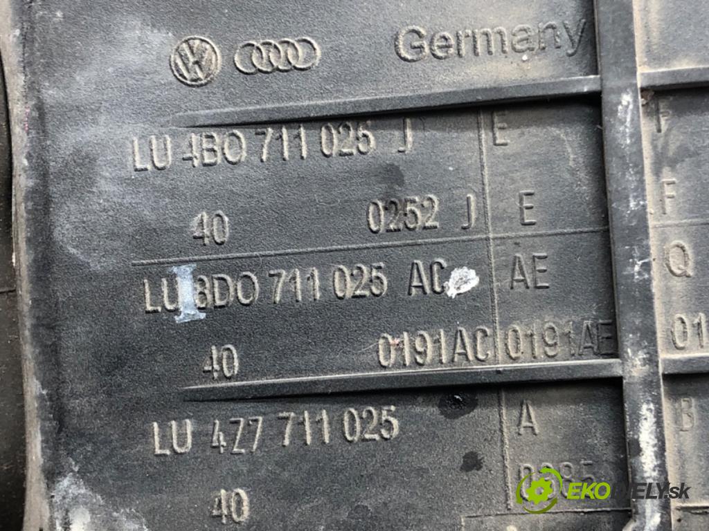 AUDI A4 B5 (8D2) 1994 - 2001    1.8 92 kW [125 KM] benzyna 1994 - 2000  Kulisa 8D0711025AC (Rýchlostné páky / kulisy)