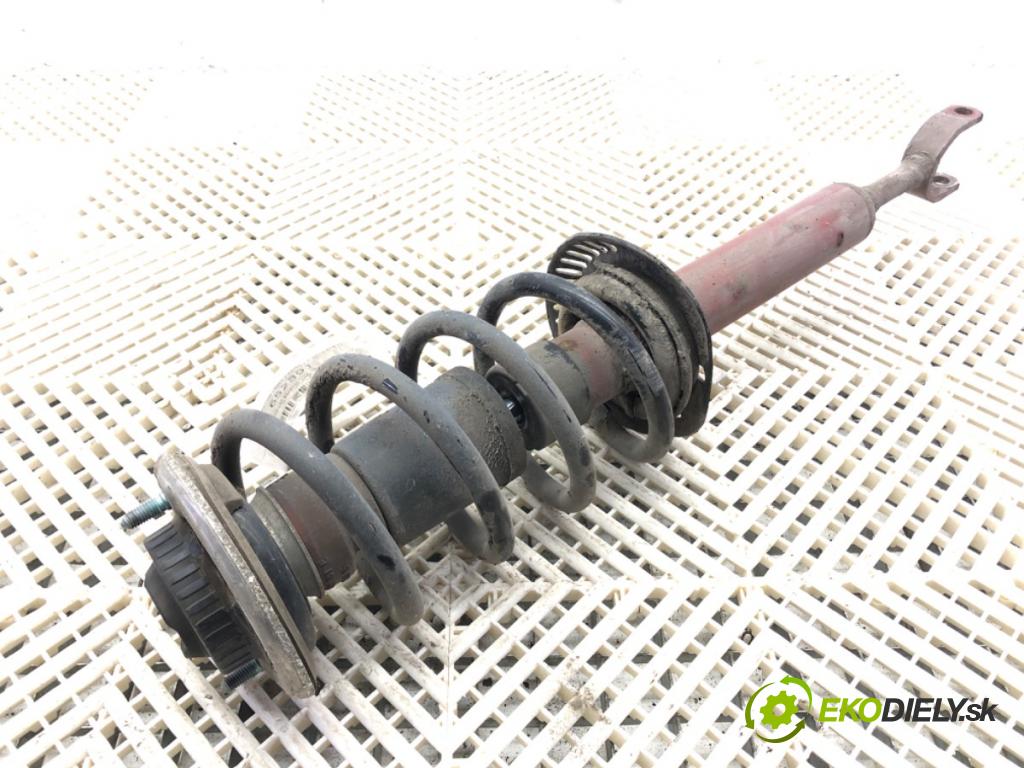 AUDI A4 B5 (8D2) 1994 - 2001    1.8 92 kW [125 KM] benzyna 1994 - 2000  Tlmič ľavy predný ZE 8D0413031BE