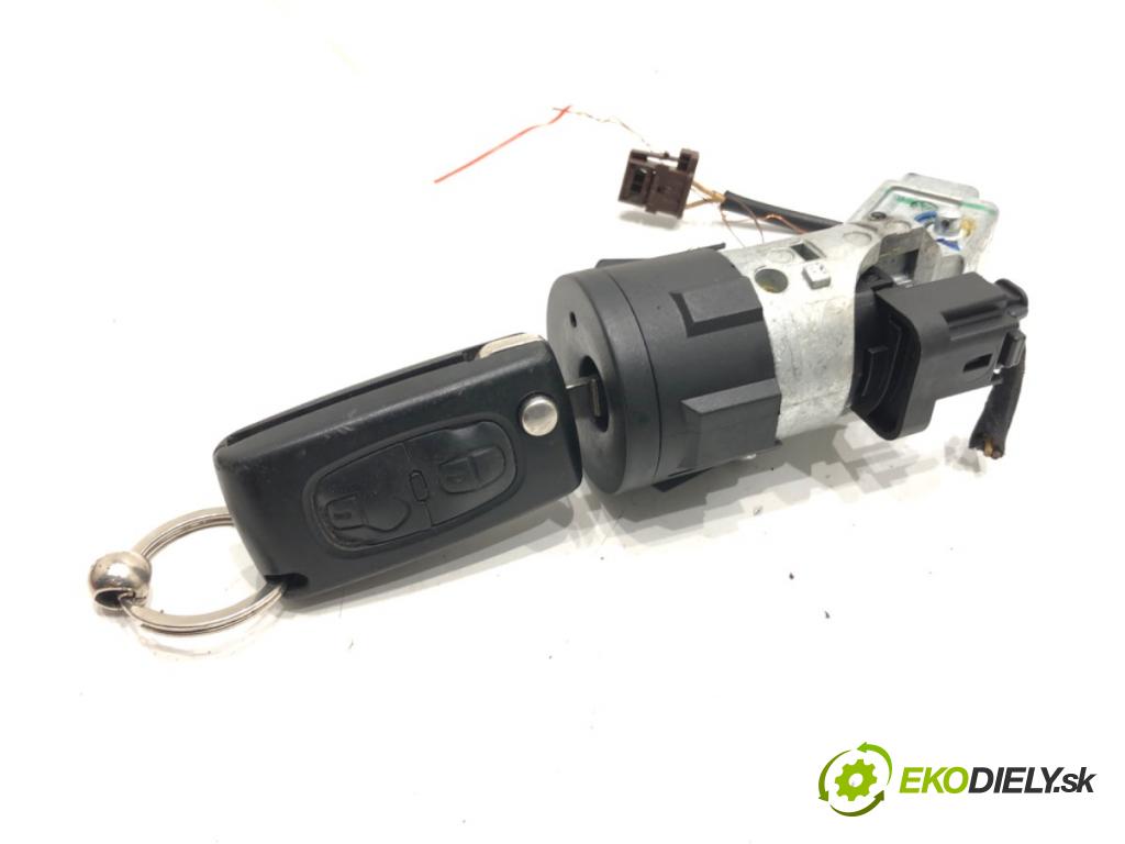 CITROEN C3 II (SC_) 2009 - 2022    1.0 VTi 68 50 kW [68 KM] benzyna 2012 - 2022  spinačka 9663123380 (Spínacie skrinky a kľúče)