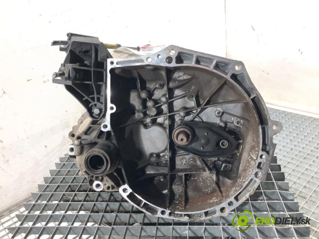 CITROEN C3 II (SC_) 2009 - 2022    1.0 VTi 68 50 kW [68 KM] benzyna 2012 - 2022  Prevodovka 9674044810 (Prevodovky)