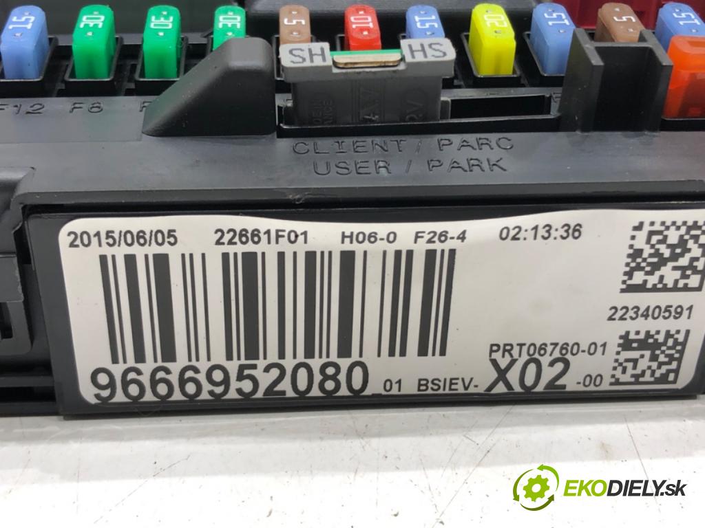 CITROEN C3 II (SC_) 2009 - 2022    1.0 VTi 68 50 kW [68 KM] benzyna 2012 - 2022  modul BSI 9666952080 (Pojistkové skříňky)