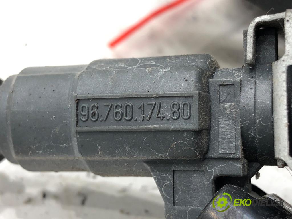 CITROEN C3 II (SC_) 2009 - 2022    1.0 VTi 68 50 kW [68 KM] benzyna 2012 - 2022  Lišta vstrekovacia 9676020480 (Vstrekovacie lišty)