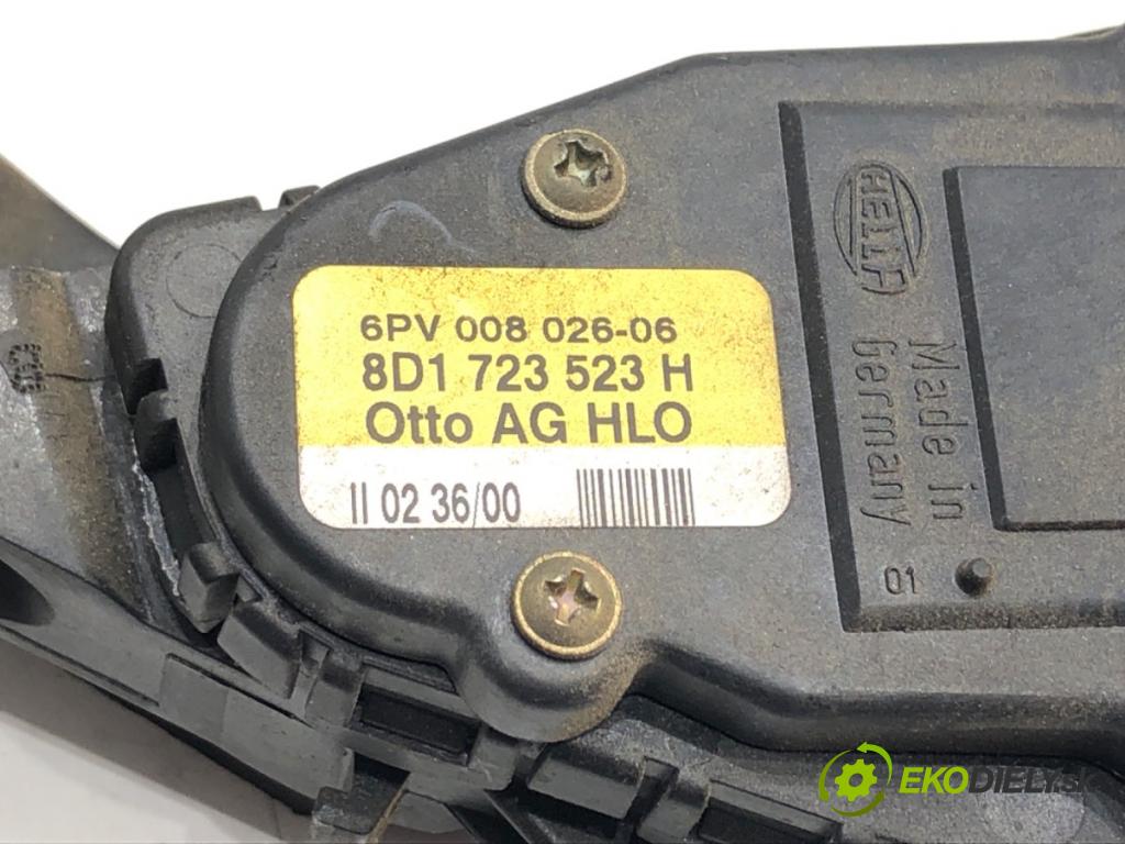 AUDI A4 B5 (8D2) 1994 - 2001    1.8 92 kW [125 KM] benzyna 1994 - 2000  Potenciometer plynu 8D1723523H (Pedále)