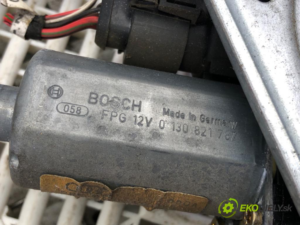 AUDI A4 B5 (8D2) 1994 - 2001    1.8 92 kW [125 KM] benzyna 1994 - 2000  mechanismus okna levý přední část