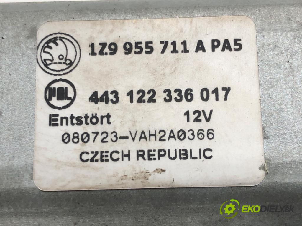 SKODA OCTAVIA II Combi (1Z5) 2004 - 2013    2.0 TDI RS 125 kW [170 KM] olej napędowy 2006 - 2013  motor stěračů zadní část 1Z9955711A