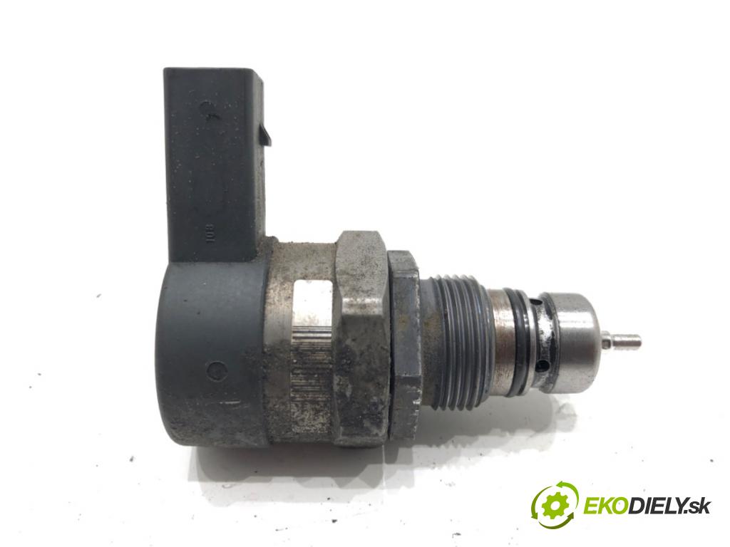 SKODA OCTAVIA II Combi (1Z5) 2004 - 2013    2.0 TDI RS 125 kW [170 KM] olej napędowy 2006 - 2013  Snímač tlaku paliva 057130764H (Snímače)
