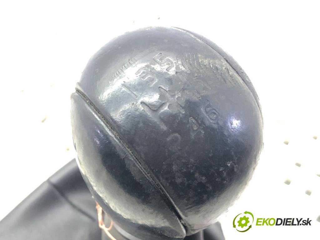 VOLVO V60 I (155, 157) 2010 - 2018    D3 / D4 120 kW [163 KM] olej napędowy 2010 - 2014  Kulisa  (Rýchlostné páky / kulisy)