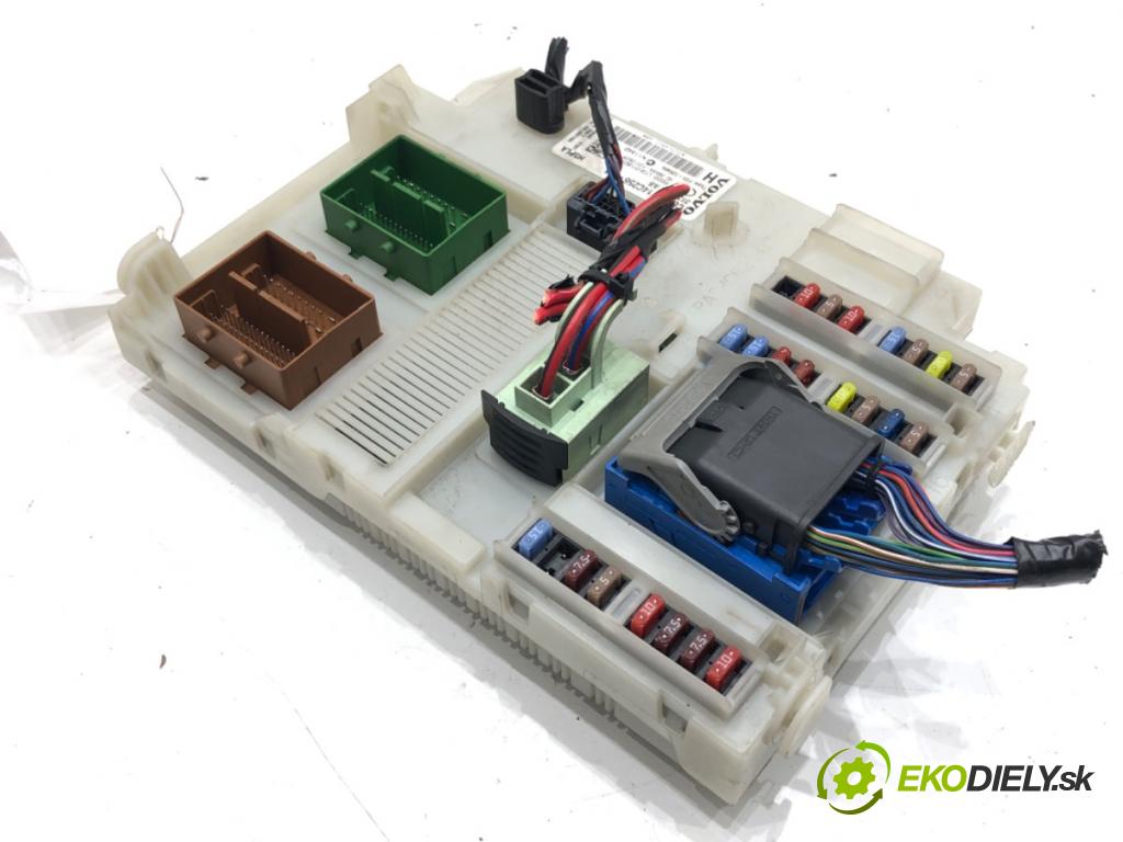 VOLVO V60 I (155, 157) 2010 - 2018    D3 / D4 120 kW [163 KM] olej napędowy 2010 - 2014  modul BSI 31314511AB (Pojistkové skříňky)