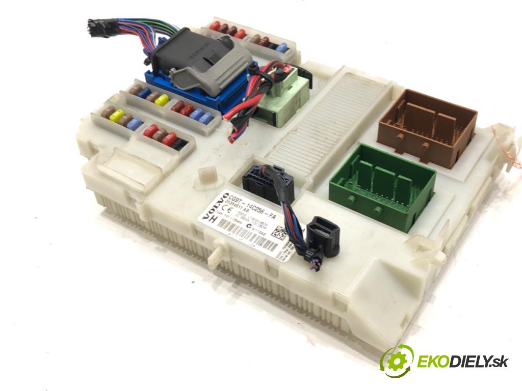 VOLVO V60 I (155, 157) 2010 - 2018    D3 / D4 120 kW [163 KM] olej napędowy 2010 - 2014  modul BSI 31314511AB (Pojistkové skříňky)