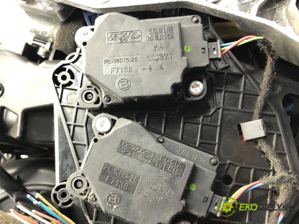 VOLVO V60 I (155, 157) 2010 - 2018    D3 / D4 120 kW [163 KM] olej napędowy 2010 - 2014  topné těleso radiátor topení komplet KOMBAJN P31348268 (Radiátory topení)