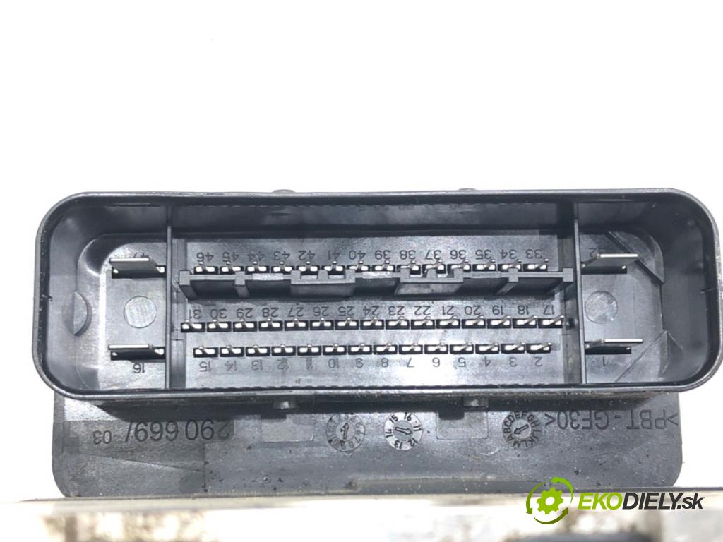 VOLVO V60 I (155, 157) 2010 - 2018    D3 / D4 120 kW [163 KM] olej napędowy 2010 - 2014  Pumpa ABS P31329137 (Pumpy ABS)