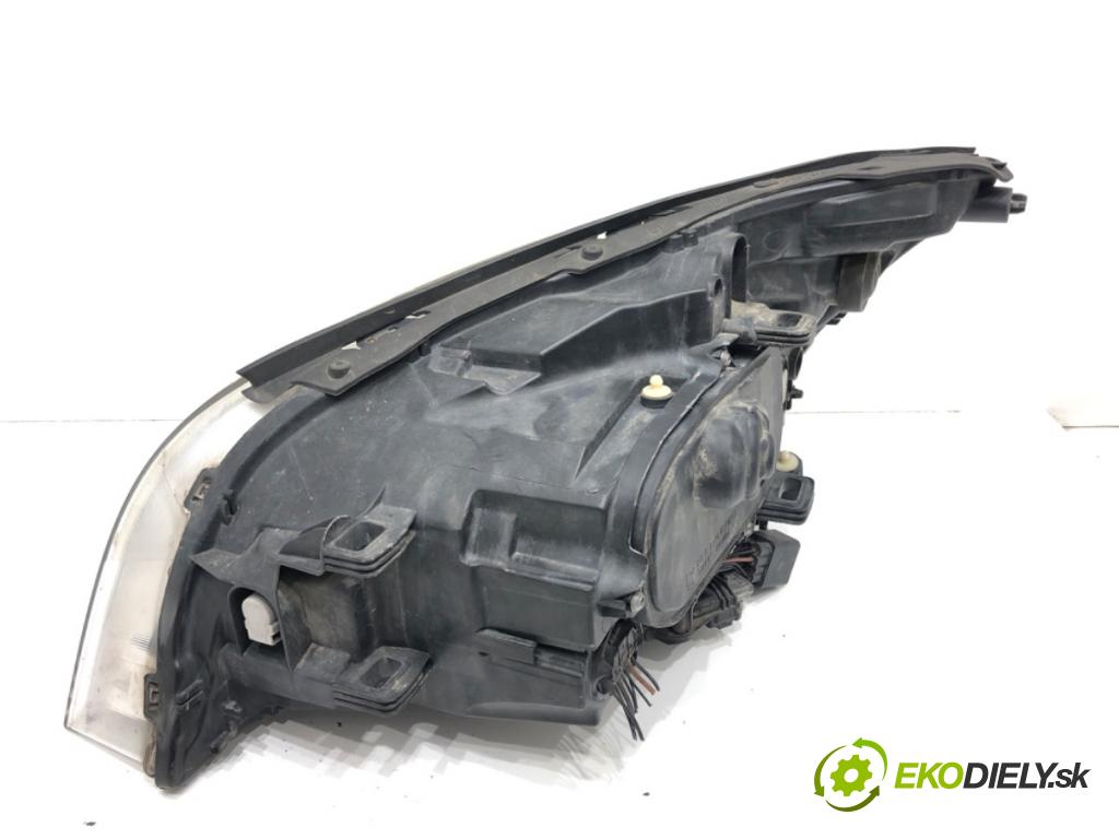VOLVO V60 I (155, 157) 2010 - 2018    D3 / D4 120 kW [163 KM] olej napędowy 2010 - 2014  Svetlomet pravy predný XENON