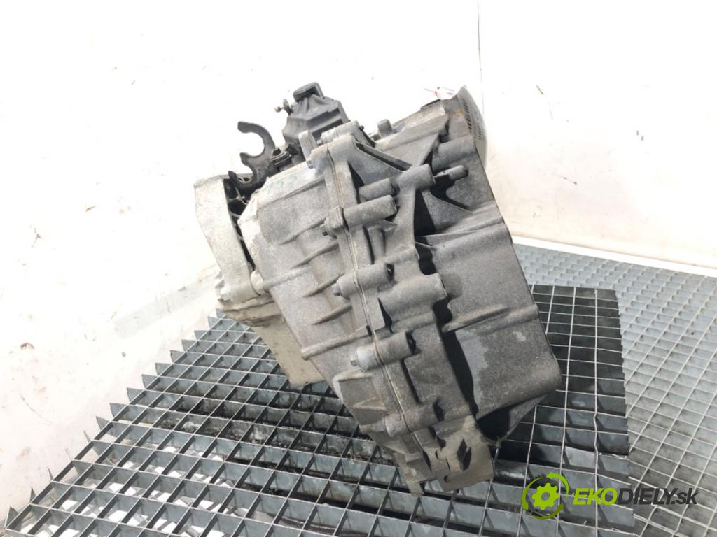 VOLVO V60 I (155, 157) 2010 - 2018    D3 / D4 120 kW [163 KM] olej napędowy 2010 - 2014  Prevodovka CG9R7002JC (Prevodovky)