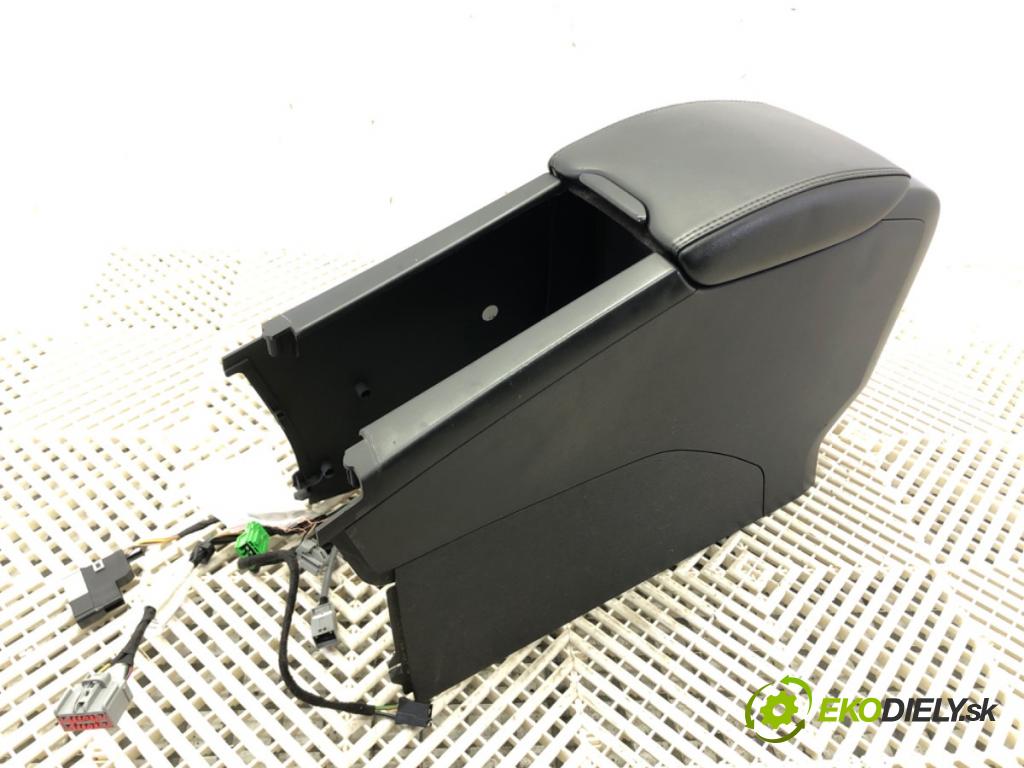 VOLVO V60 I (155, 157) 2010 - 2018    D3 / D4 120 kW [163 KM] olej napędowy 2010 - 2014  Lakťová opierka 30755732 (Lakťové opierky)