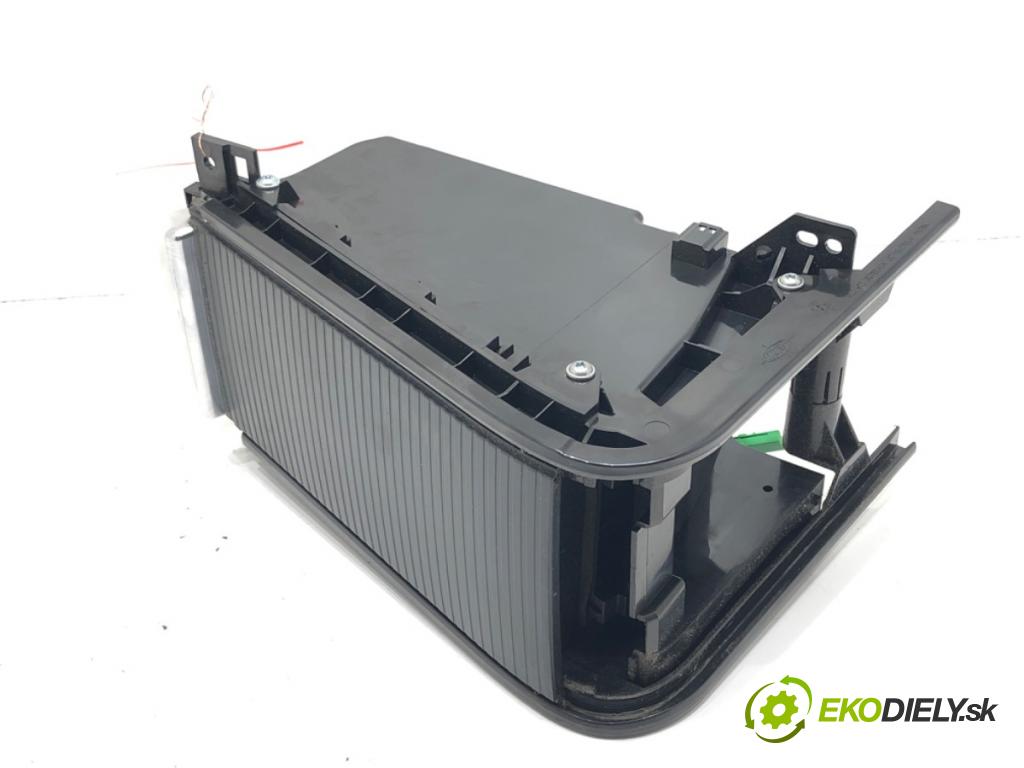 VOLVO V60 I (155, 157) 2010 - 2018    D3 / D4 120 kW [163 KM] olej napędowy 2010 - 2014  Držiak na nápoje 30791467 (Úchyty, držiaky na nápoje)