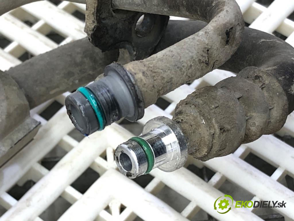 VOLVO V60 I (155, 157) 2010 - 2018    D3 / D4 120 kW [163 KM] olej napędowy 2010 - 2014  hadica servočerpadlo 31340880 (Rúrky, hadice servočerpadla)