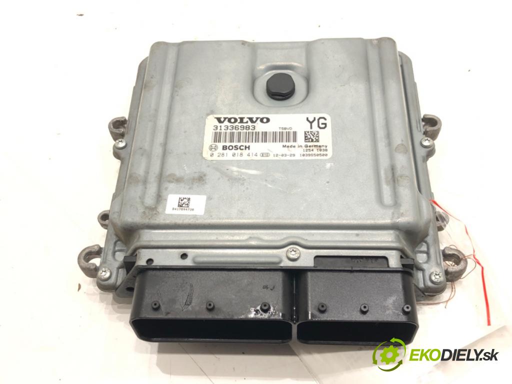 VOLVO V60 I (155, 157) 2010 - 2018    D3 / D4 120 kW [163 KM] olej napędowy 2010 - 2014  riadiaca jednotka Motor 31336983 (Riadiace jednotky)