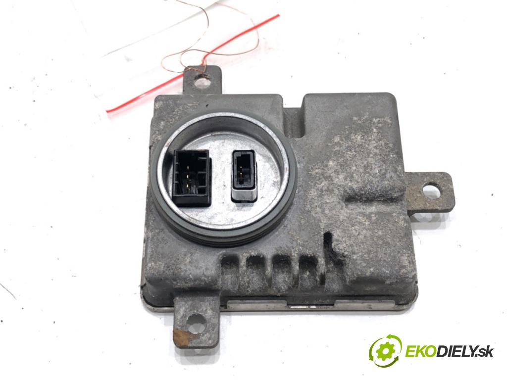 AUDI A3 (8P1) 2003 - 2013    1.8 TFSI 118 kW [160 KM] benzyna 2006 - 2012  Menič XENON 8K0941597C (Riadiace jednotky xenónu)