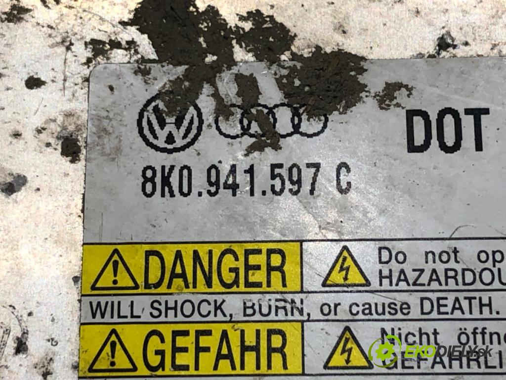 AUDI A3 (8P1) 2003 - 2013    1.8 TFSI 118 kW [160 KM] benzyna 2006 - 2012  Menič XENON 8K0941597C (Riadiace jednotky xenónu)