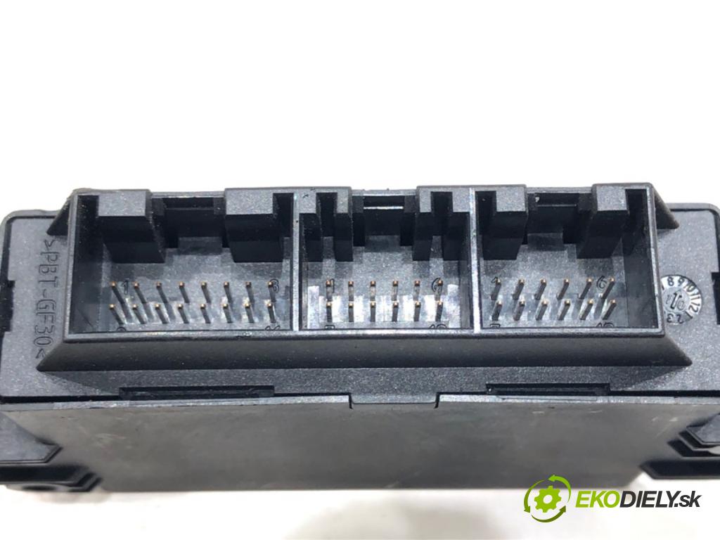 AUDI A3 (8P1) 2003 - 2013    1.8 TFSI 118 kW [160 KM] benzyna 2006 - 2012  Modul PDC 8P0919475H (Ostatné)