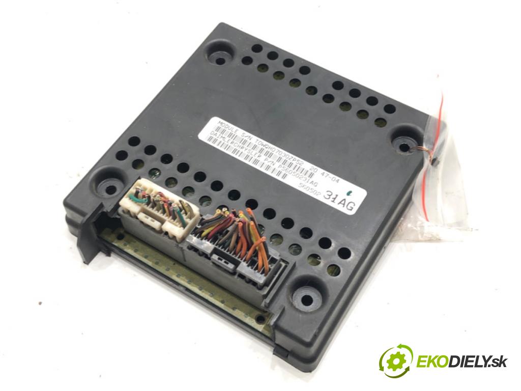 JEEP GRAND CHEROKEE II (WJ, WG) 1998 - 2005    2.7 CRD 4x4 120 kW [163 KM] olej napędowy 2001 - 2005  modul BSI P56050231AG (Pojistkové skříňky)