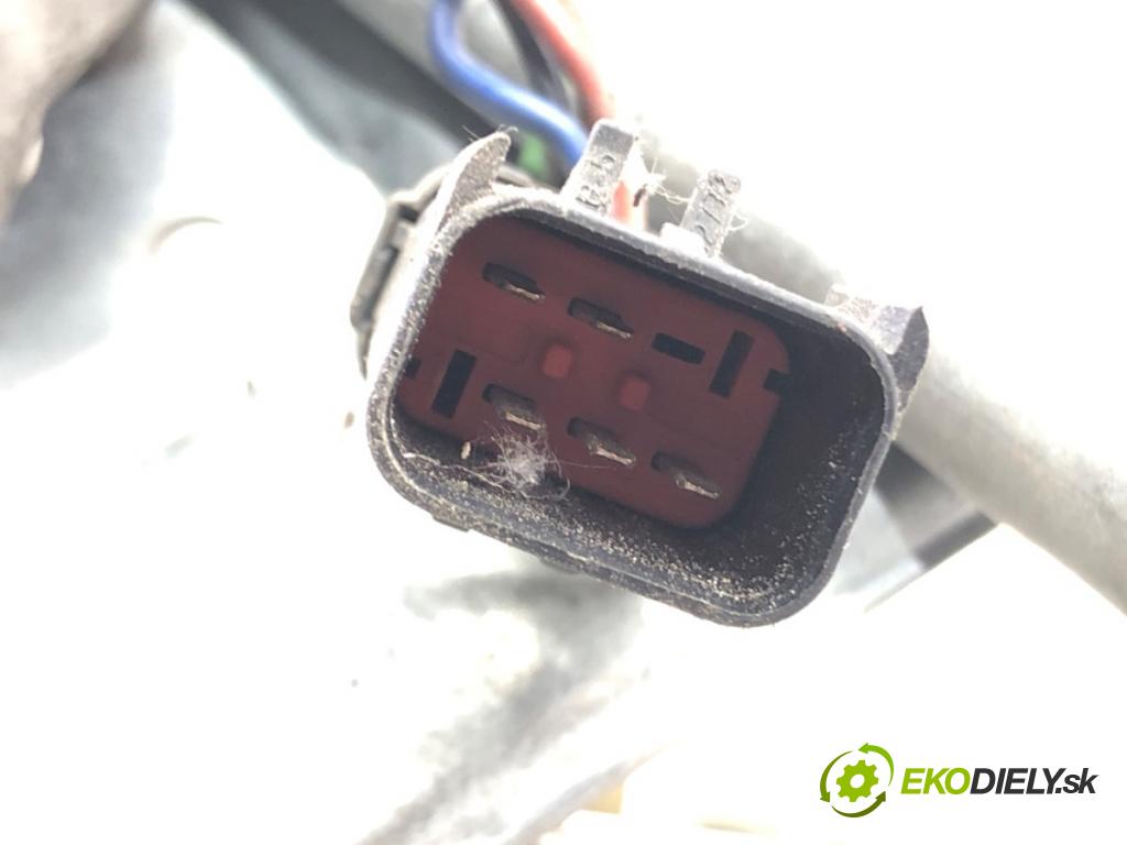 JEEP GRAND CHEROKEE II (WJ, WG) 1998 - 2005    2.7 CRD 4x4 120 kW [163 KM] olej napędowy 2001 - 2005  Mechanizmus stieračov predný 54504411 (Motorčeky stieračov predné)