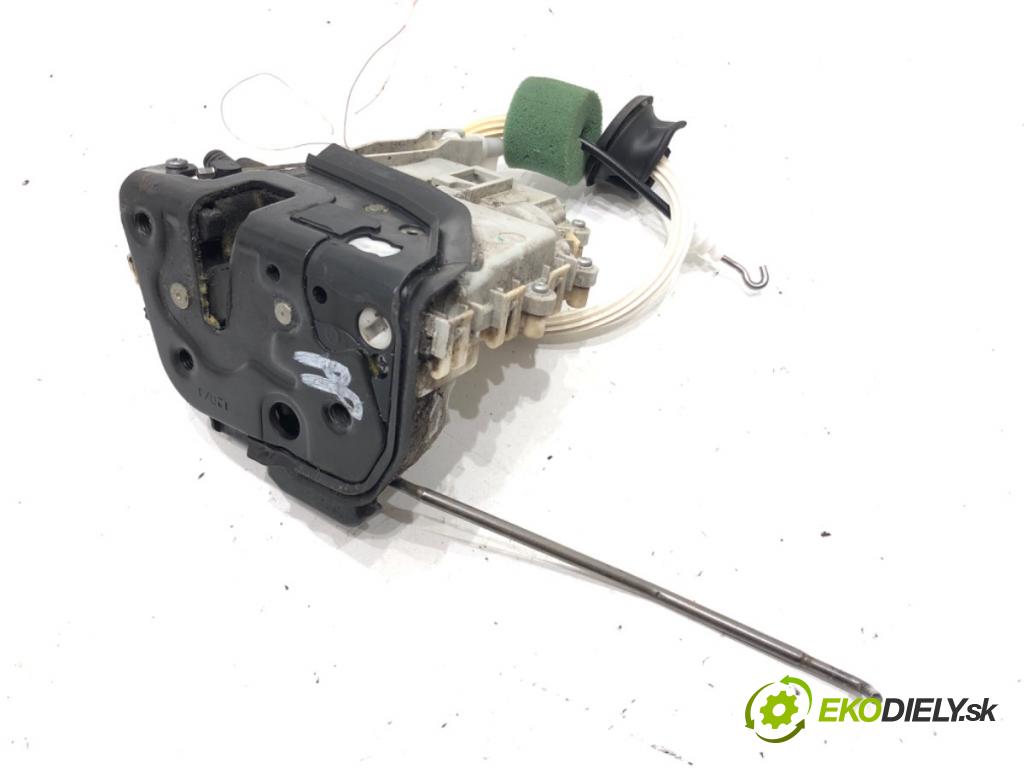 AUDI A6 C6 Avant (4F5) 2004 - 2011    2.0 TDI 100 kW [136 KM] olej napędowy 2005 - 2011  zámok dveře pravý přední část 4F1837016E