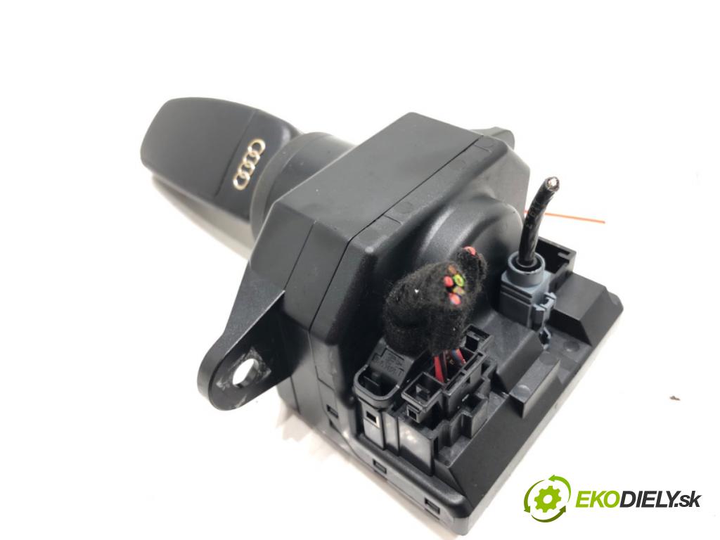 AUDI A6 C6 Avant (4F5) 2004 - 2011    2.0 TDI 100 kW [136 KM] olej napędowy 2005 - 2011  spinačka  (Spínacie skrinky a kľúče)