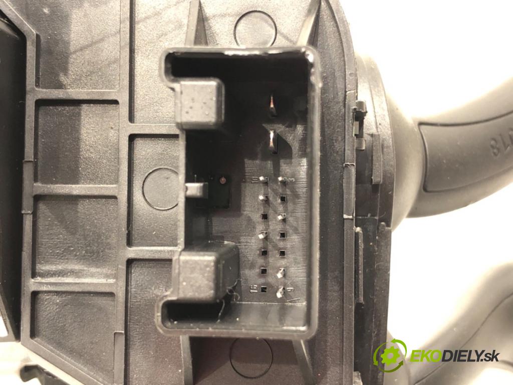 AUDI A6 C6 Avant (4F5) 2004 - 2011    2.0 TDI 100 kW [136 KM] olej napędowy 2005 - 2011  Prepínač kombinovaný 4E0953521B (Prepínače, spínače, tlačidlá a ovládače kúrenia)