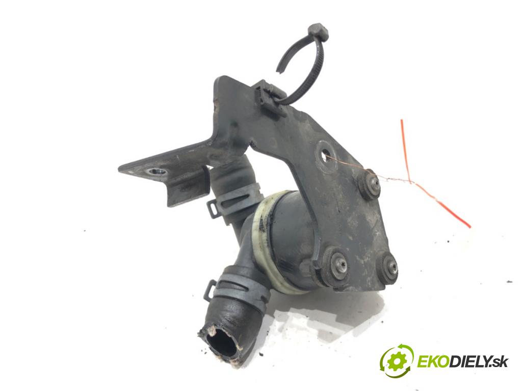 AUDI A6 C6 Avant (4F5) 2004 - 2011    2.0 TDI 100 kW [136 KM] olej napędowy 2005 - 2011  DALŠÍ: pumpa vody 03L965561A (Vodní pumpy)