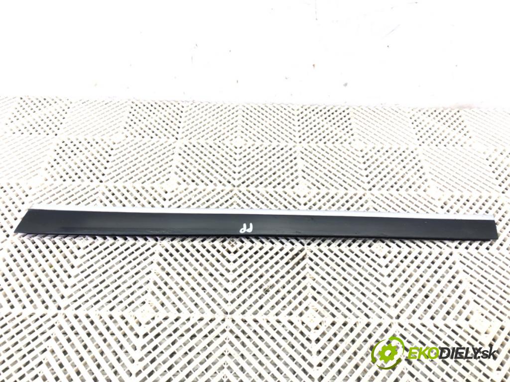 AUDI A6 C6 Avant (4F5) 2004 - 2011    2.0 TDI 100 kW [136 KM] olej napędowy 2005 - 2011  lišta dveře pravý přední část 4F0853960J