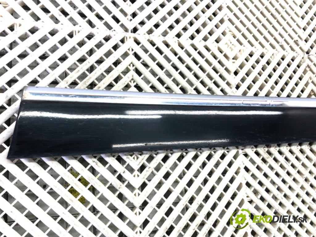 AUDI A6 C6 Avant (4F5) 2004 - 2011    2.0 TDI 100 kW [136 KM] olej napędowy 2005 - 2011  lišta dveře pravý přední část 4F0853960J