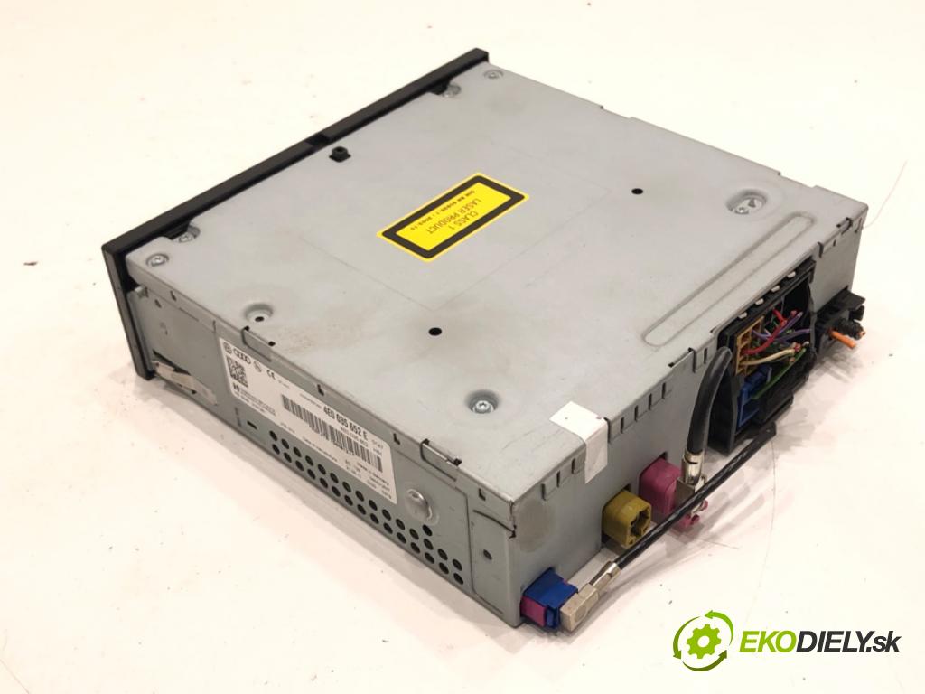 AUDI A6 C6 Avant (4F5) 2004 - 2011    2.0 TDI 100 kW [136 KM] olej napędowy 2005 - 2011  čítač navigácie 4E0035652E (Ostatné)