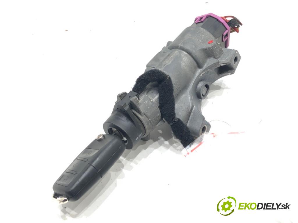 SKODA SUPERB I (3U4) 2001 - 2008    2.8 V6 142 kW [193 KM] benzyna 2001 - 2008  spinačka 4B0905851 (Spínacie skrinky a kľúče)