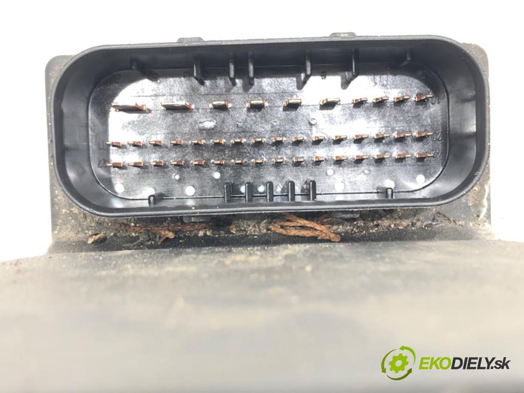 SKODA SUPERB I (3U4) 2001 - 2008    2.8 V6 142 kW [193 KM] benzyna 2001 - 2008  Pumpa ABS 3U0614517 (Pumpy ABS)