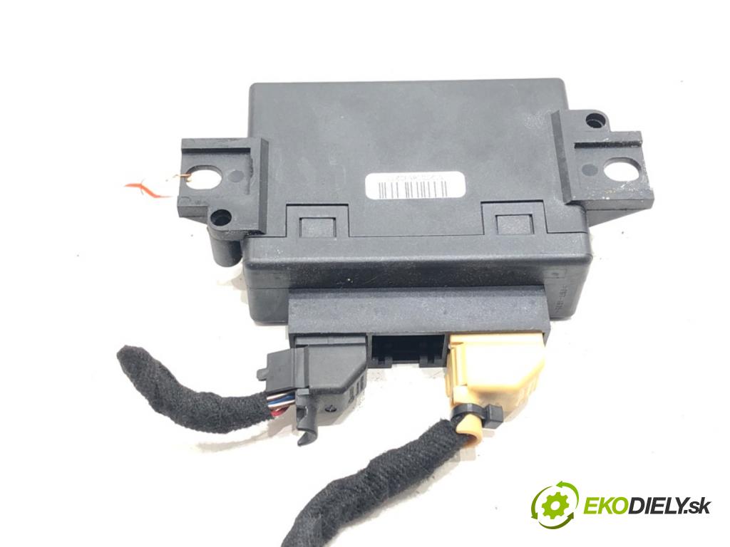 SKODA SUPERB I (3U4) 2001 - 2008    2.8 V6 142 kW [193 KM] benzyna 2001 - 2008  Modul PDC 3U0919283 (Ostatné)