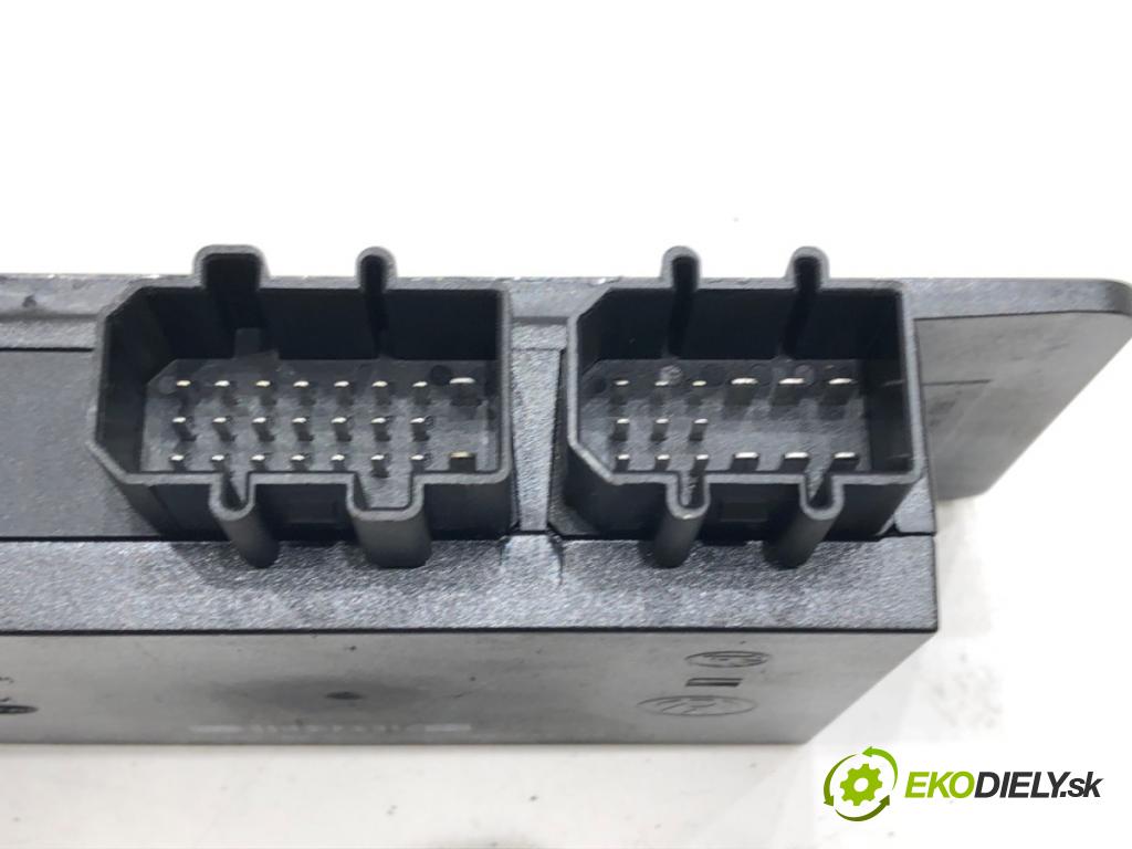 SKODA SUPERB I (3U4) 2001 - 2008    2.8 V6 142 kW [193 KM] benzyna 2001 - 2008  Modul komfortu 1C0959799B (Moduly komfortu)