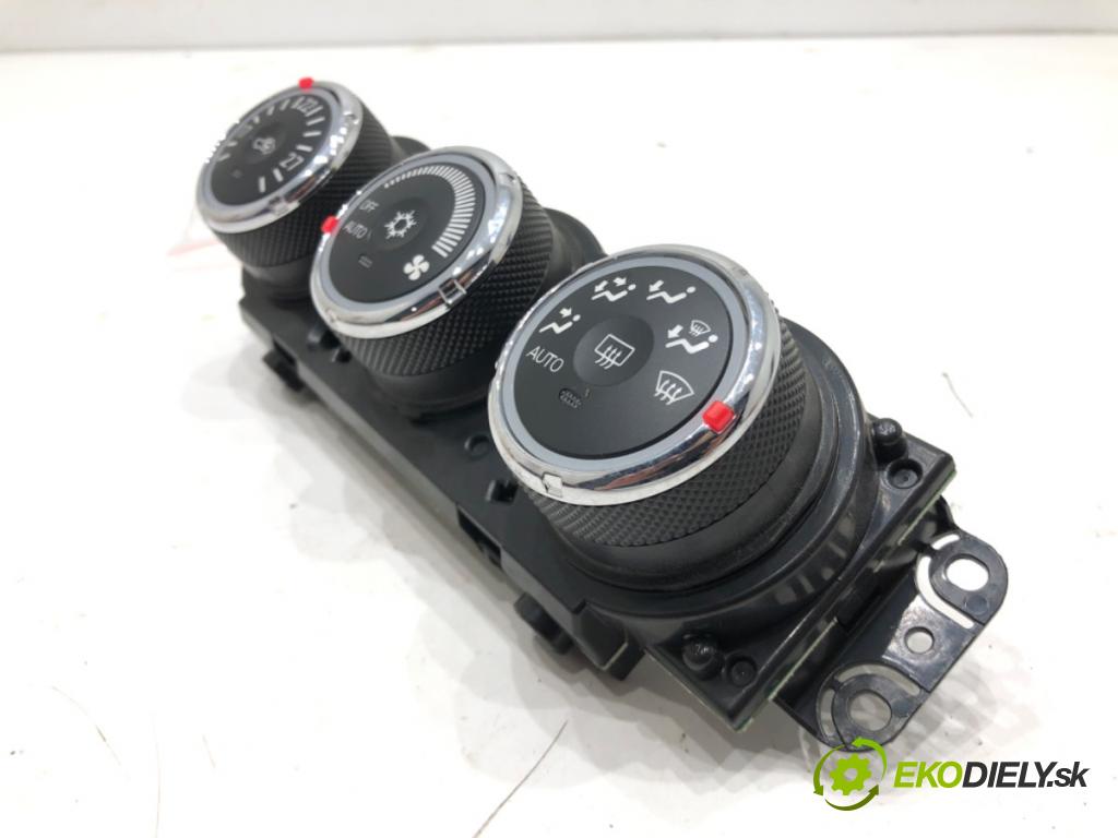 MITSUBISHI OUTLANDER II (CW_W) 2006 - 2012    2.2 DI-D 4WD 130 kW [177 KM] olej napędowy 2006 - 2012  Panel ovládania kúrenia 7820A115XC (Prepínače, spínače, tlačidlá a ovládače kúrenia)