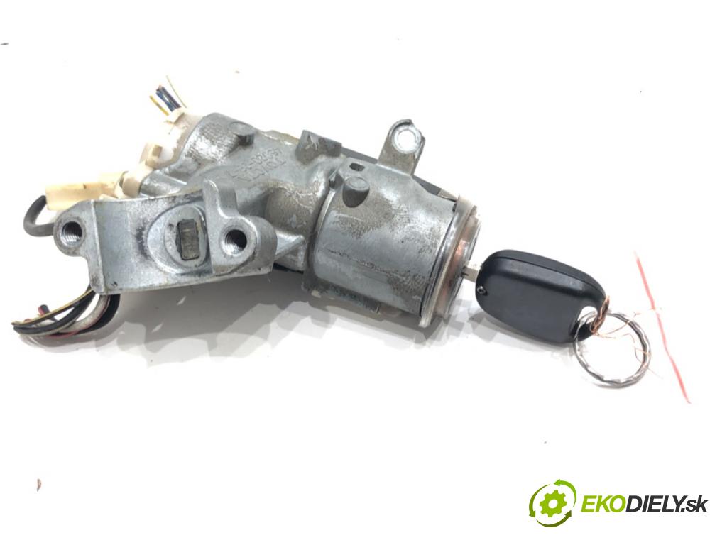 TOYOTA AVENSIS VERSO (_M2_) 2001 - 2011    2.0 D (CLM20_) 85 kW [116 KM] olej napędowy 2001 - 2005  spinačka 45020-28-7 (Spínacie skrinky a kľúče)