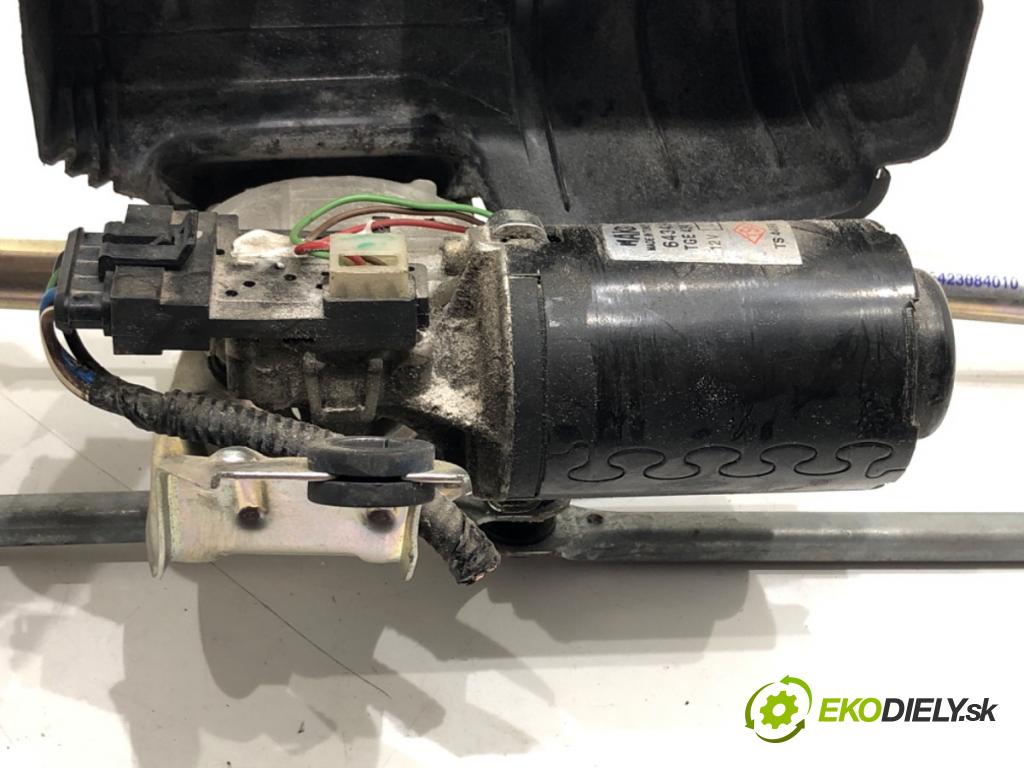 FIAT DOBLO Nadwozie pełne/minivan (223_) 2000 - 2022    1.9 JTD 77 kW [105 KM] olej napędowy 2003 - 2022  Mechanizmus stieračov predný  (Motorčeky stieračov predné)