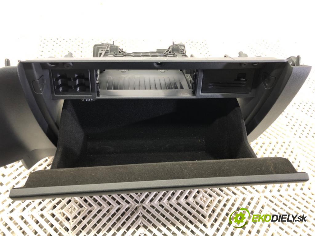 VW GOLF VII Variant (BA5, BV5) 2013 - 2022    1.5 TSI 110 kW [150 KM] benzyna 2017 - 2022  Priehradka, kastlík spolujazdca 5G1857290 (Priehradky, kastlíky)