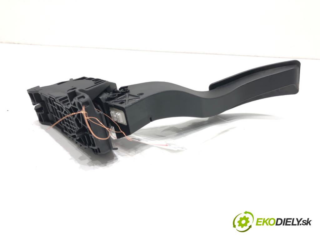 VW GOLF VII Variant (BA5, BV5) 2013 - 2022    1.5 TSI 110 kW [150 KM] benzyna 2017 - 2022  Potenciometer plynu 5Q1723503H (Pedále)