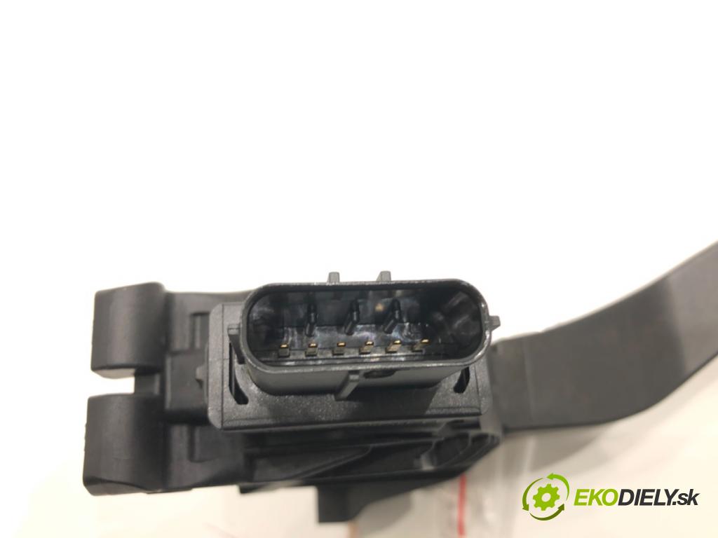 VW GOLF VII Variant (BA5, BV5) 2013 - 2022    1.5 TSI 110 kW [150 KM] benzyna 2017 - 2022  Potenciometer plynu 5Q1723503H (Pedále)