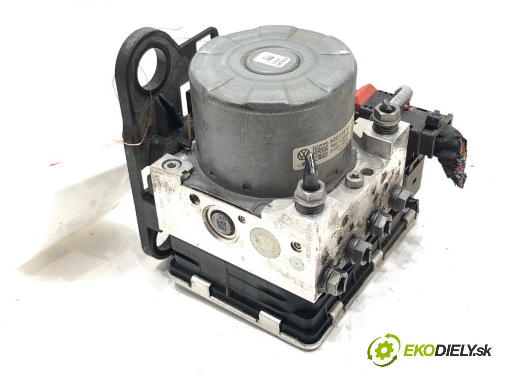 VW GOLF VII Variant (BA5, BV5) 2013 - 2022    1.5 TSI 110 kW [150 KM] benzyna 2017 - 2022  Pumpa ABS 5Q0614517EF (Pumpy ABS)