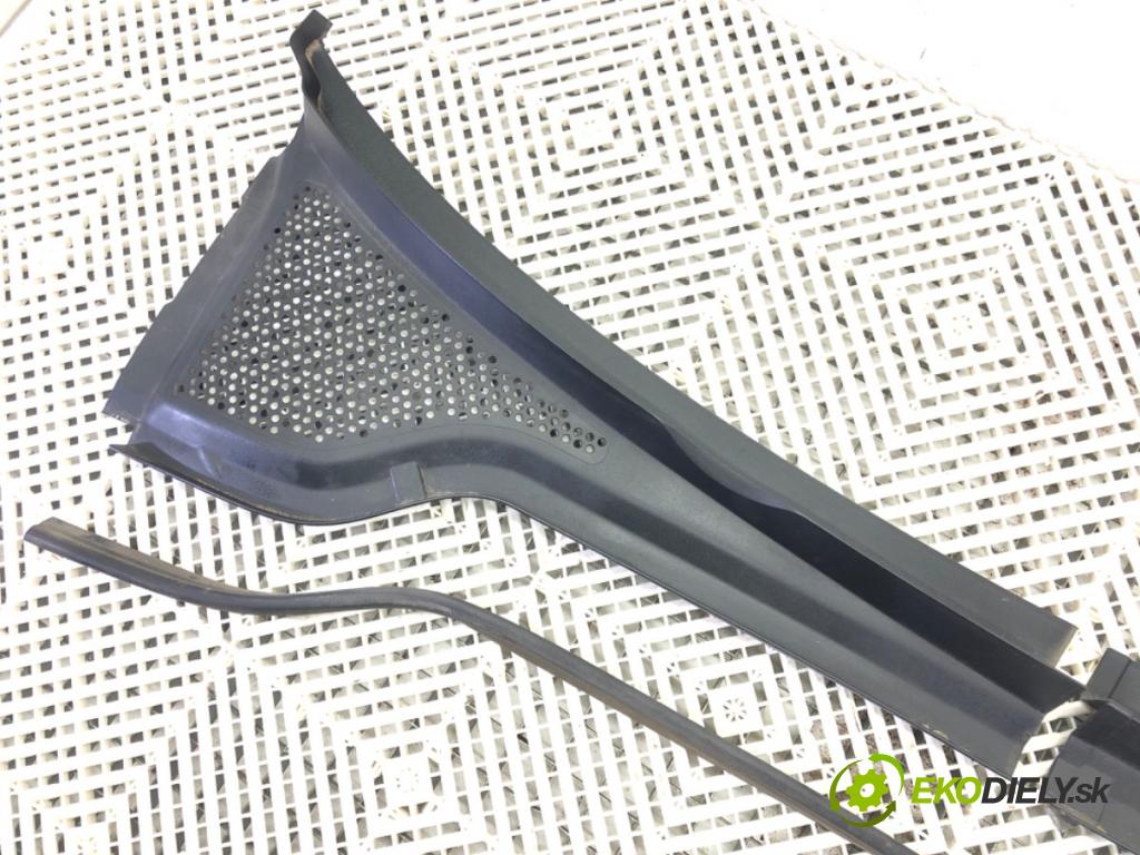 VW GOLF VII Variant (BA5, BV5) 2013 - 2022    1.5 TSI 110 kW [150 KM] benzyna 2017 - 2022  Torpédo, plast pod čelné okno  (Torpéda)