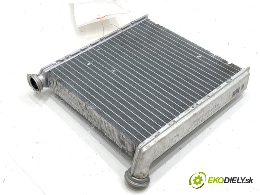 VW GOLF VII Variant (BA5, BV5) 2013 - 2022    1.5 TSI 110 kW [150 KM] benzyna 2017 - 2022  topné těleso radiátor topení  (Radiátory topení)