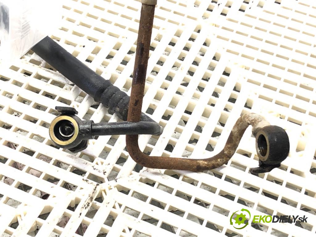 MITSUBISHI OUTLANDER I (CU_W) 2001 - 2008    2.4 108 kW [147 KM] benzyna 2002 - 2003  hadica servočerpadlo  (Rúrky, hadice servočerpadla)